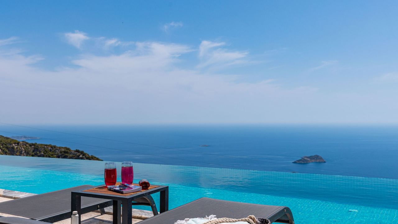 A resort infinity pool above the sea